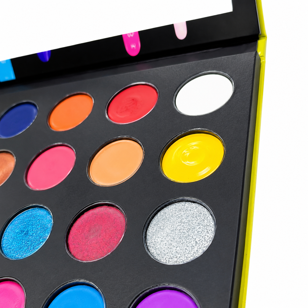 Paleta artística x24 tonos Mirely Makeup para maquillaje de fantasía