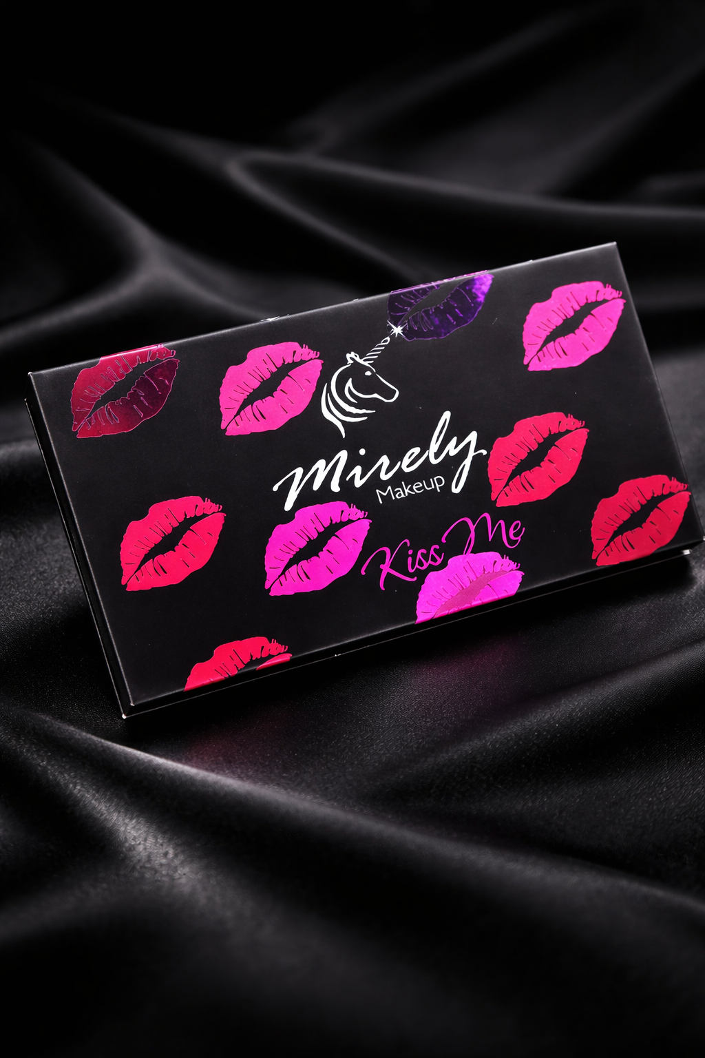 PALETA DE LABIALES KISS ME