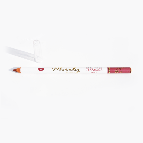 LÁPICES DELINEADORES PARA LABIOS